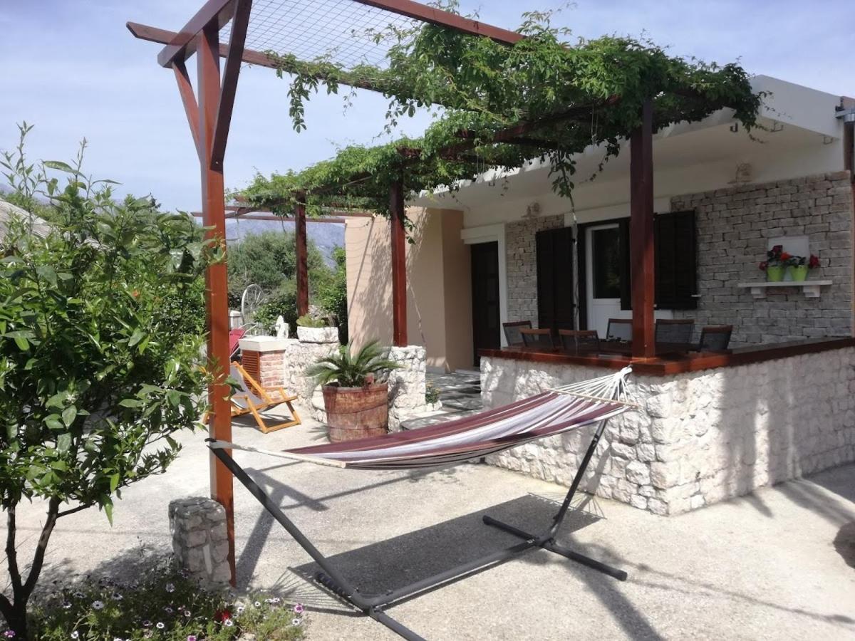 Holiday home Seaside House Sucuraj, Hvar - 5718 *